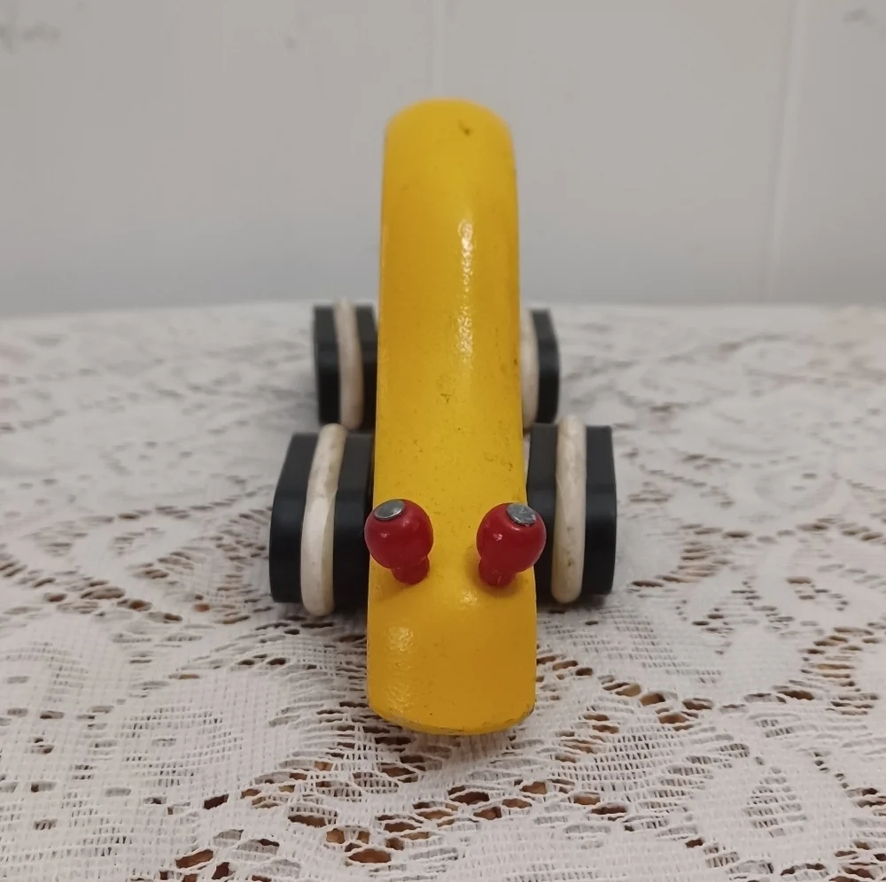BRIO Vintage Push Toy